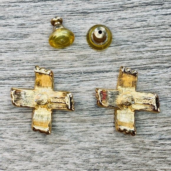 Vintage 80’s Napier Gold Tone Cross X Earrings Surgical Steel Post - Picture 6 of 6